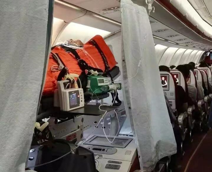 乌鲁木齐县跨国医疗包机、航空担架
